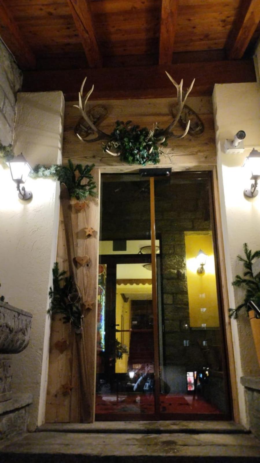 Hotel Jumeaux Breuil-Cervinia Exterior foto
