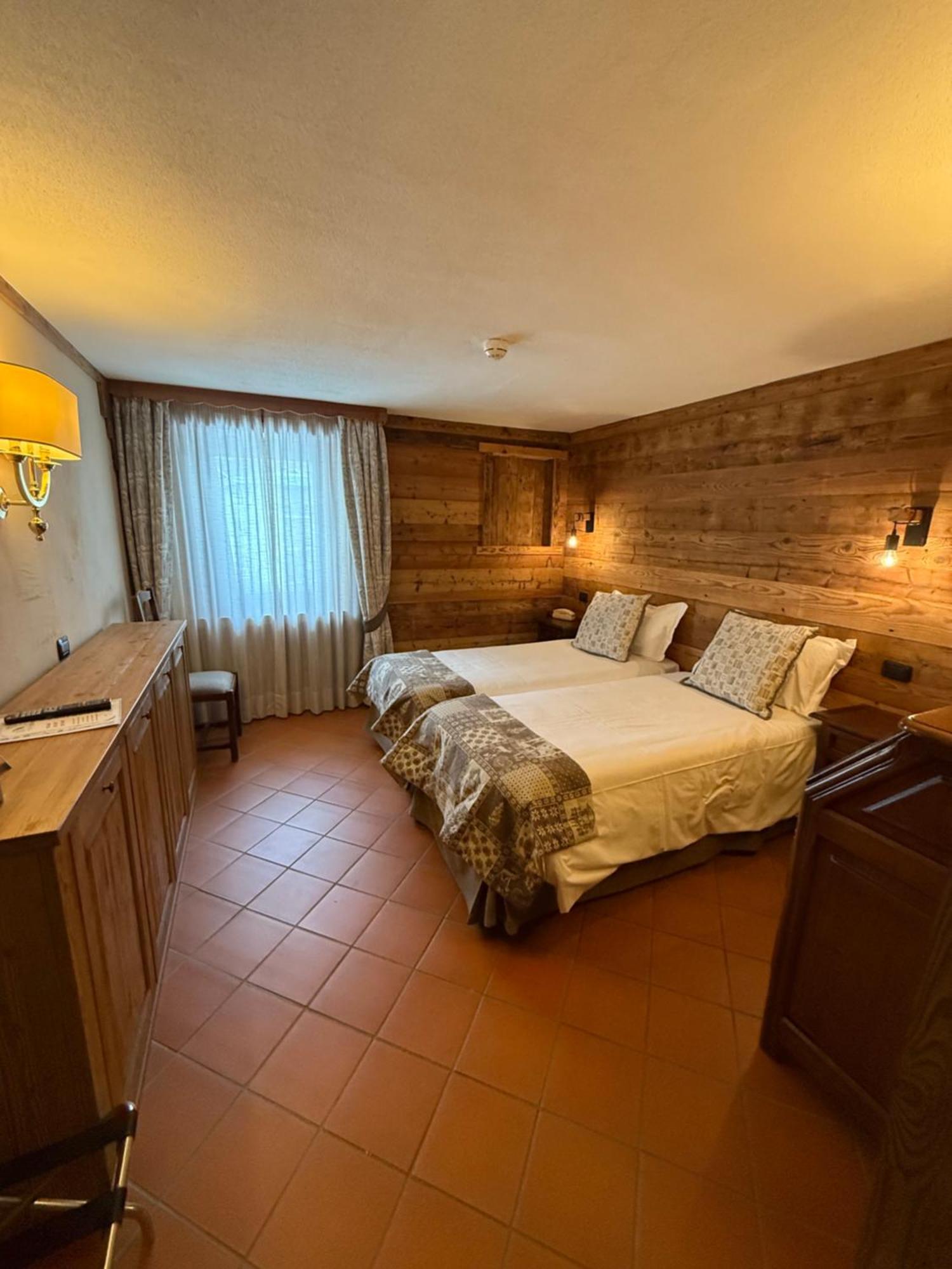 Hotel Jumeaux Breuil-Cervinia Exterior foto